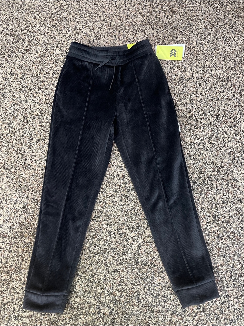all in motion Black Velour Jogger Pants High Rise Full Length Girls M (8) NWT